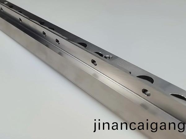 固(gu)定(ding)刀架，定刀架(jia)，得人精(jing)工定製切(qie)粒(li)機(ji)配件(jian)
