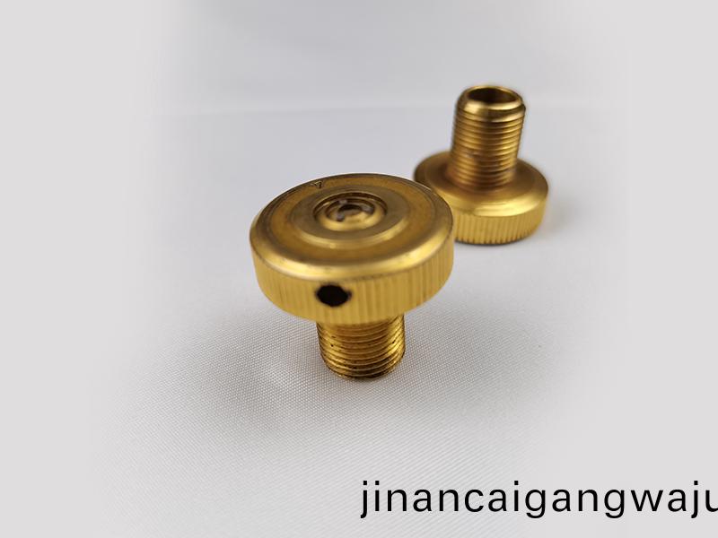 得(de)人(ren)精工(gong)爲電子行業提(ti)供吸(xi)嘴、颳(gua)刀(dao)、測試平(ping)檯(tai)、分(fen)選盤等(deng)