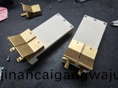 陶(tao)瓷裌(jia)具
