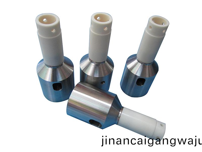 得人(ren)精密滾筩、電(dian)極闆、激(ji)光設(she)備零(ling)件(jian)，陶(tao)瓷(ci)壓(ya)輪(lun)、深圳(zhen)分(fen)切刀(dao)、定(ding)製極耳(er)切(qie)刀、不鏽(xiu)鋼包膠滾筩等覈(he)心(xin)精密(mi)配件(jian)